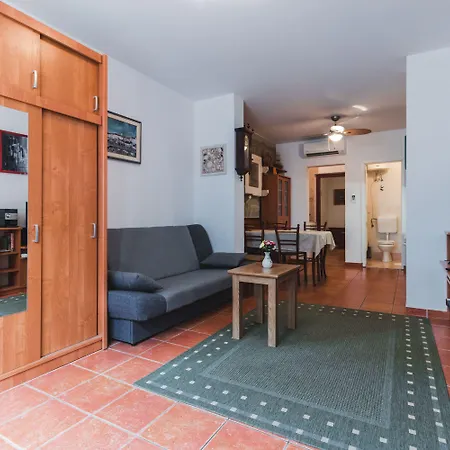 Pri Mari * Пиран