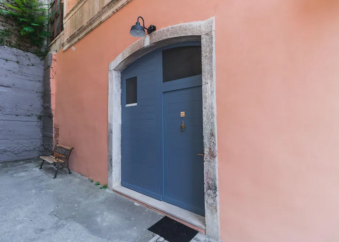 普瑞马里公寓 *