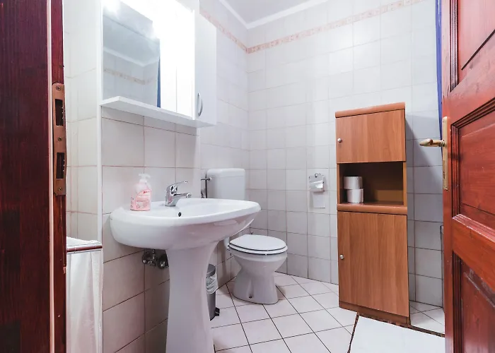 普瑞马里公寓 *