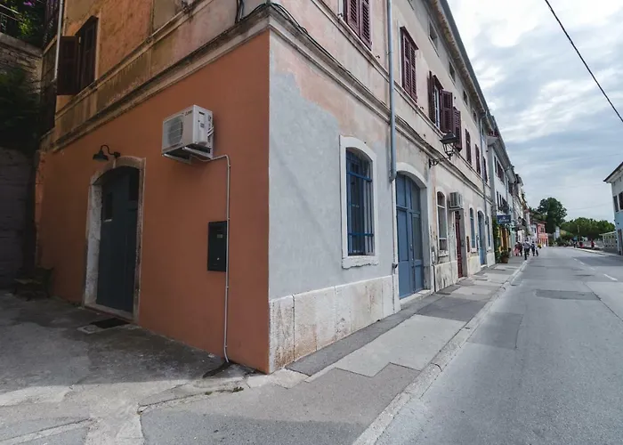 普瑞马里公寓 * 皮兰