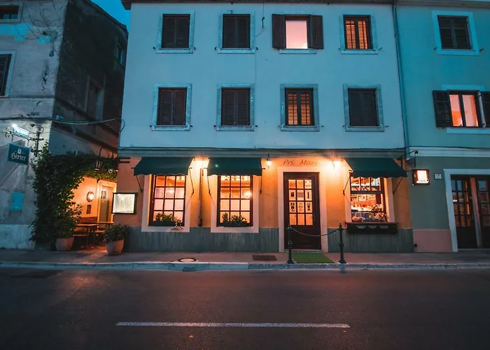 普瑞马里公寓 *