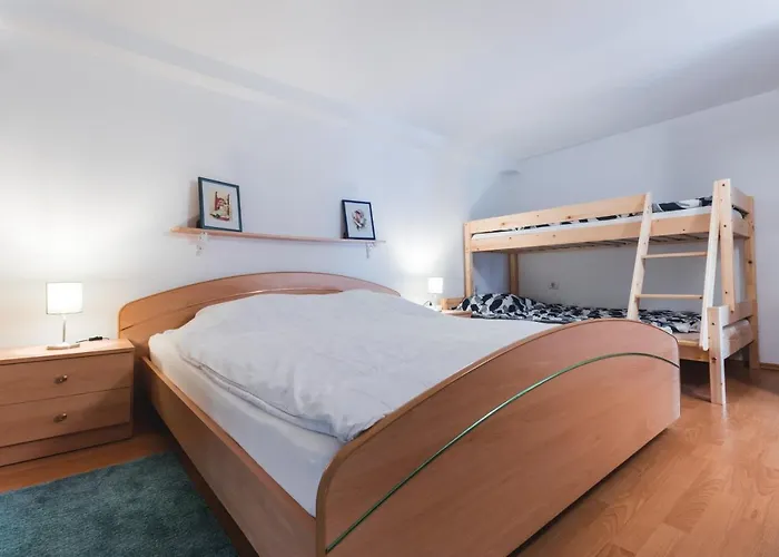 普瑞马里公寓 公寓 *