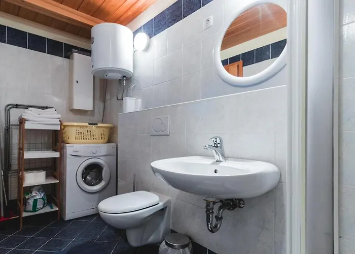 普瑞马里公寓 皮兰