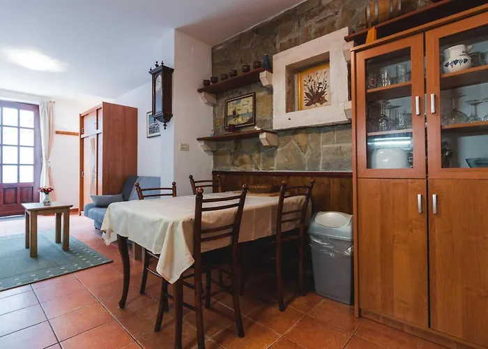 普瑞马里公寓 皮兰