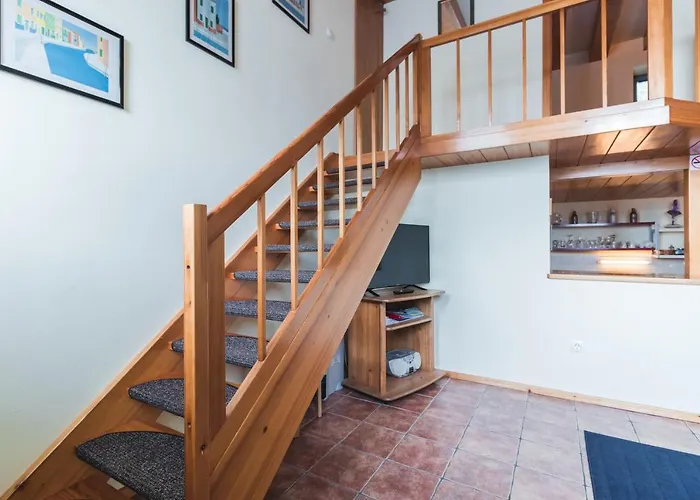 普瑞马里公寓 公寓 *